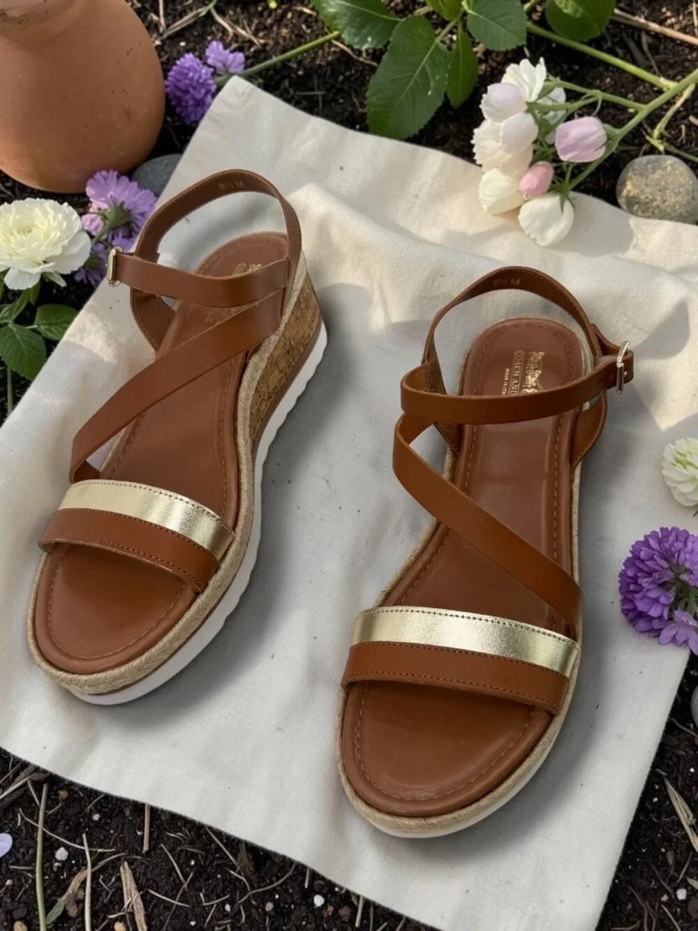 Coach‎ and Four Banno Luggage Brown Leather Cork Platform Sandals 9.5
